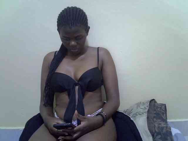 Honeysparklee webcam