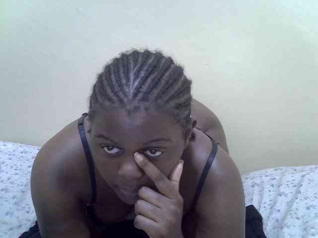 Honeysparklee webcam