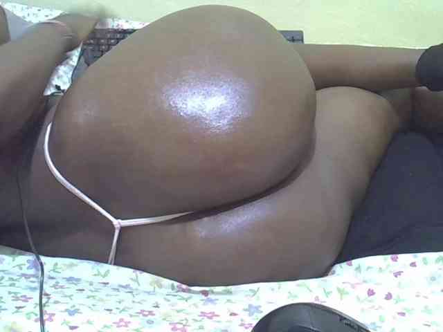 Honeysparklee webcam