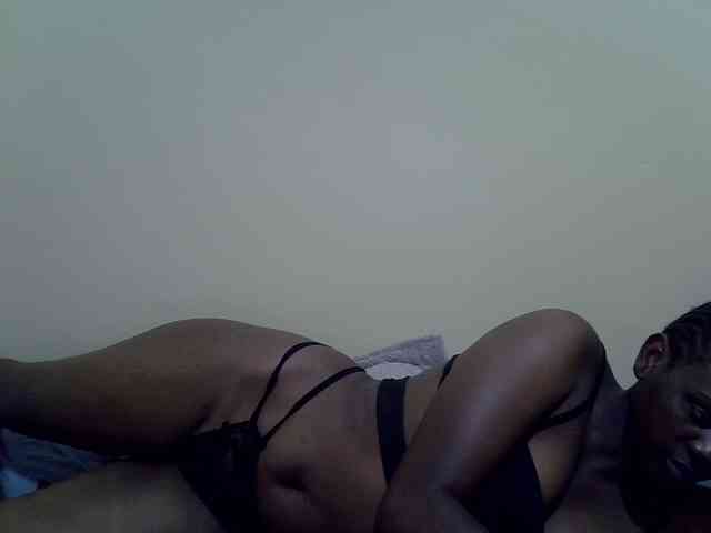 Honeysparklee webcam