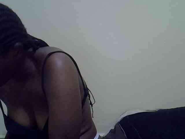 Honeysparklee webcam