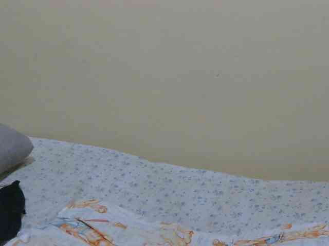 Honeysparklee webcam