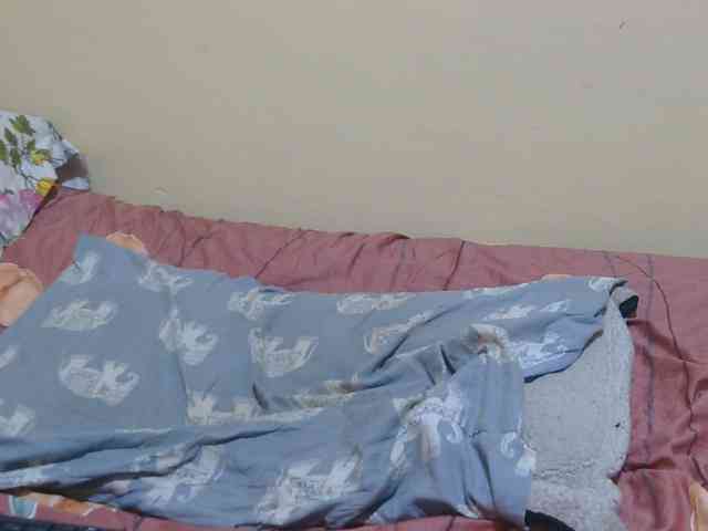 Honeysparklee webcam