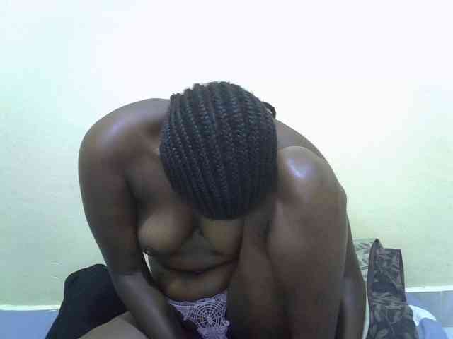 Honeysparklee webcam