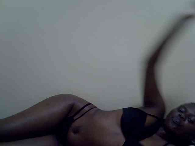 Honeysparklee webcam