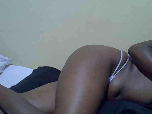 Honeysparklee webcam