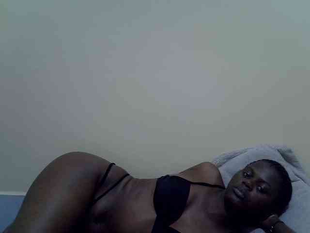 Honeysparklee webcam