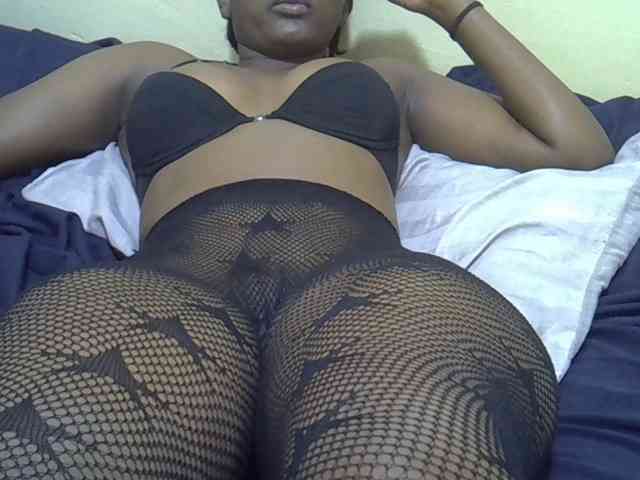 Honeysparklee webcam
