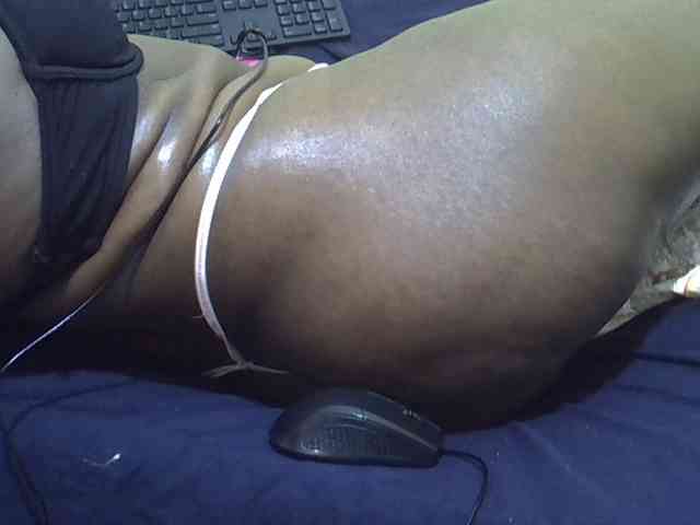 Honeysparklee webcam