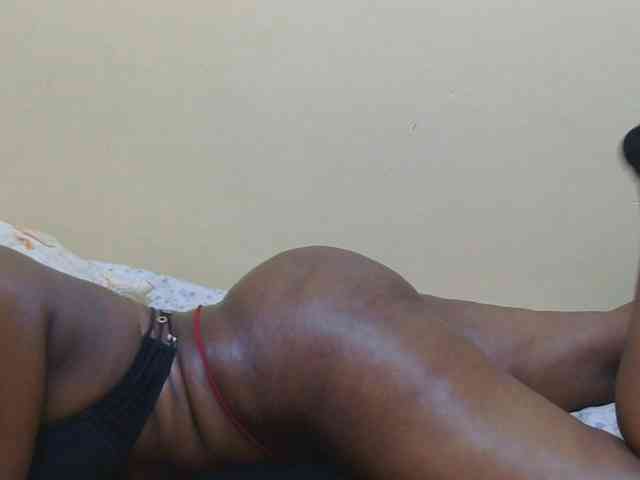 Honeysparklee webcam