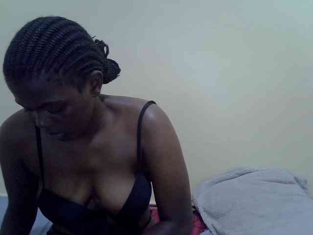 Honeysparklee webcam