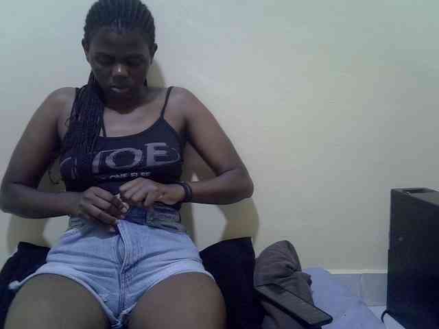 Honeysparklee webcam