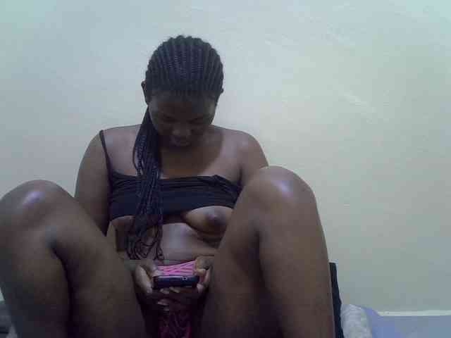 Honeysparklee webcam