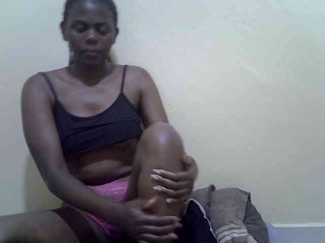 Honeysparklee webcam