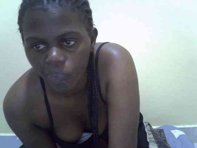 Honeysparklee webcam