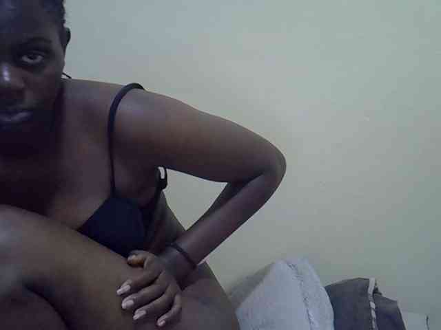 Honeysparklee webcam