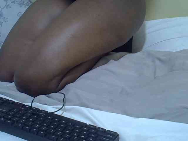 Honeysparklee webcam