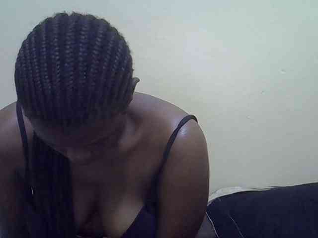 Honeysparklee webcam