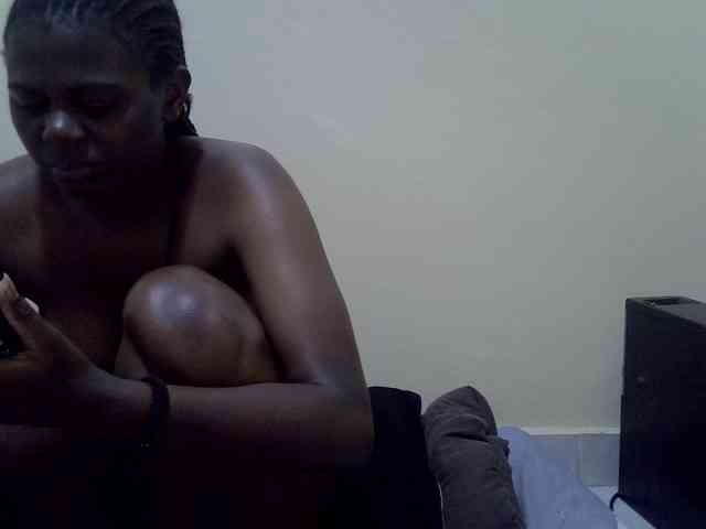 Honeysparklee webcam