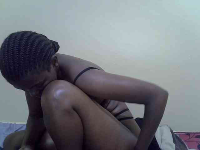 Honeysparklee webcam