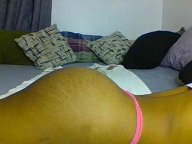 SkylaGray webcam