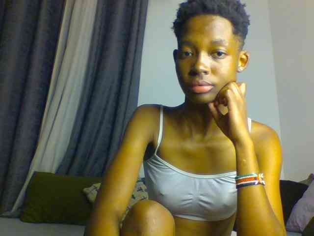 SkylaGray webcam