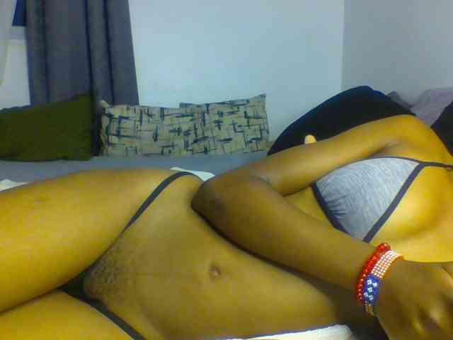 SkylaGray webcam