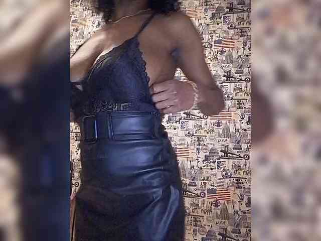 Modelo: Aghata
