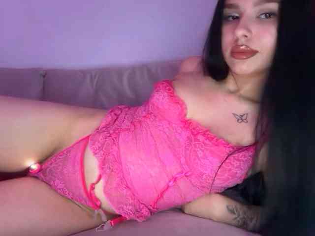 AlmaBlaire webcam