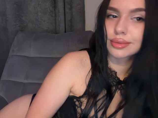 AlmaBlaire webcam