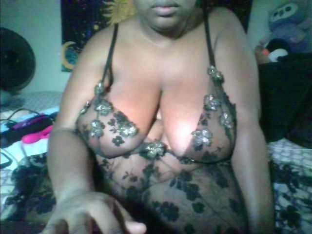 Carinasub live cam on BongaCams