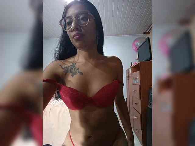 Sexyhos05 webcam