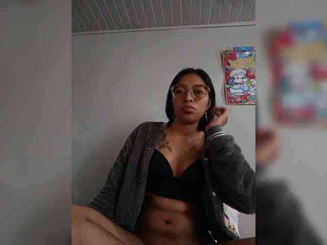 Sexyhos05 webcam