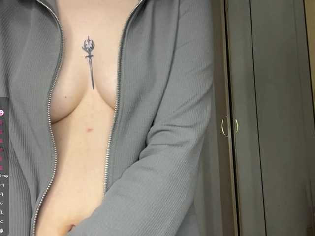 JosephinaYeaton live cam on BongaCams
