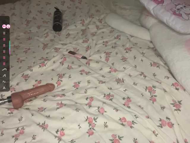 JosephinaYeaton live cam