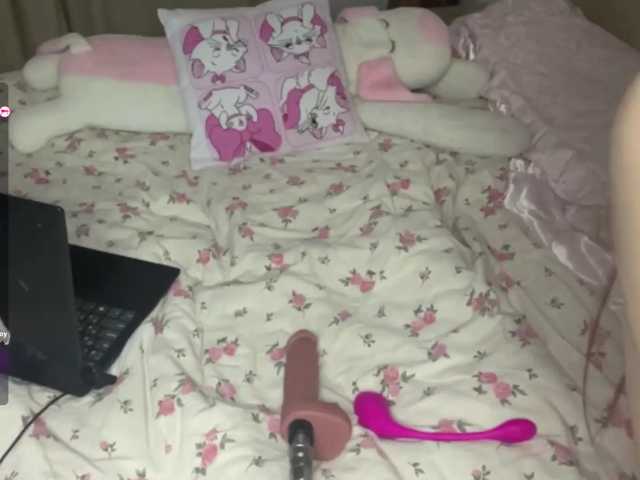 JosephinaYeaton live cam on BongaCams