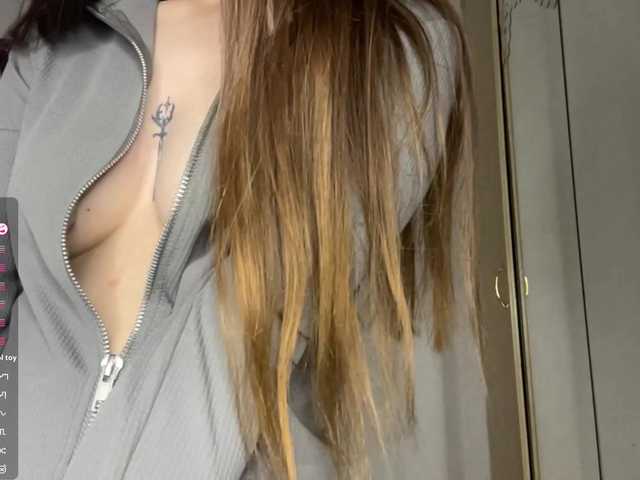 JosephinaYeaton live cam on BongaCams