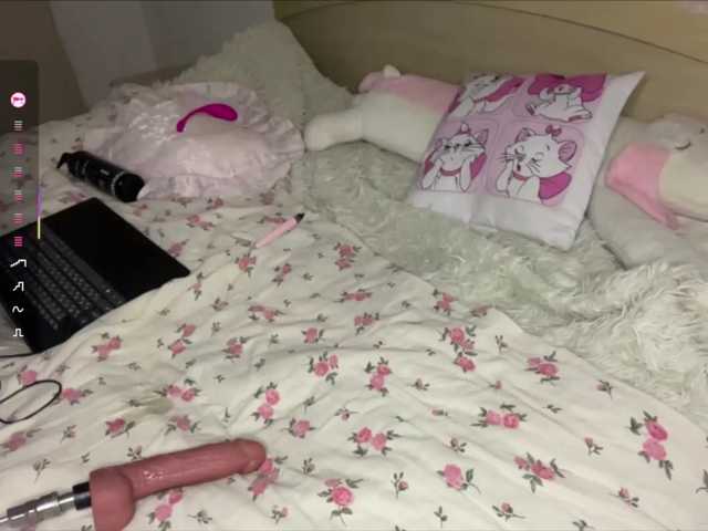 JosephinaYeaton live cam on BongaCams