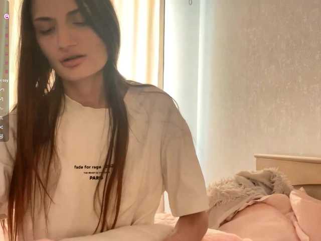 JosephinaYeaton live cam on BongaCams