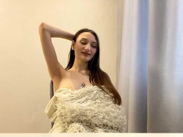 JosephinaYeaton live cam