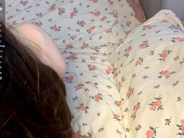 JosephinaYeaton live cam on BongaCams
