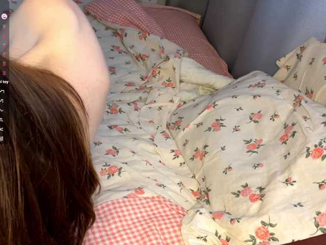 JosephinaYeaton live cam on BongaCams
