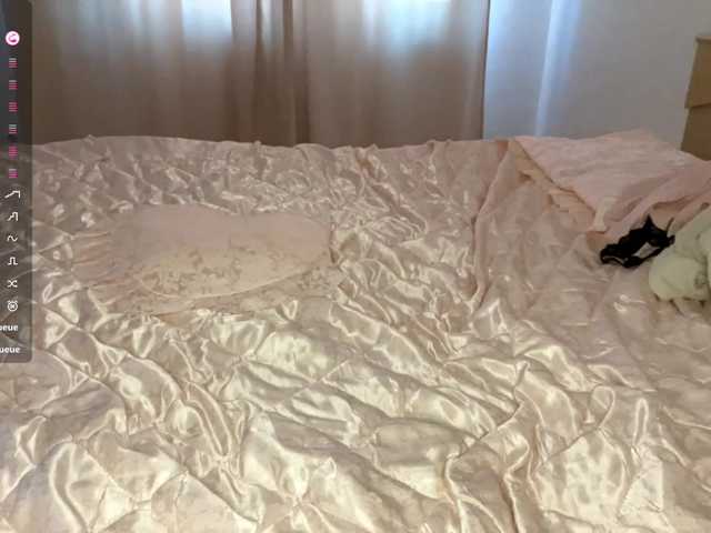 JosephinaYeaton live cam on BongaCams