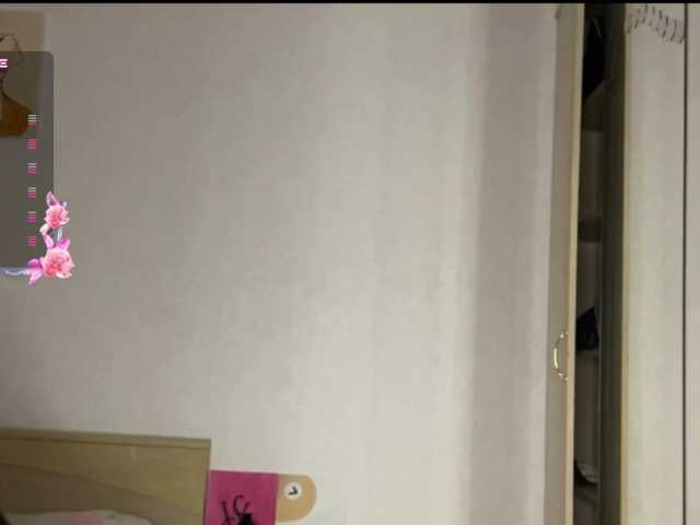 JosephinaYeaton live cam on BongaCams
