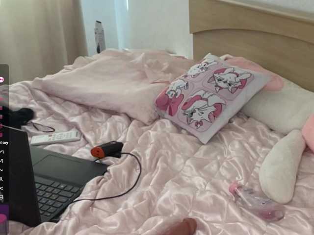 JosephinaYeaton live cam on BongaCams