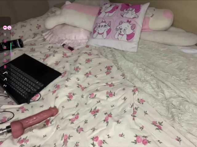 JosephinaYeaton live cam on BongaCams