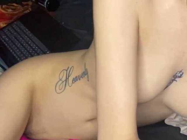 JosephinaYeaton live cam on BongaCams
