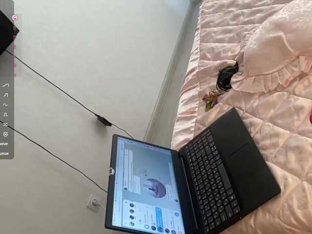 JosephinaYeaton live webcam show