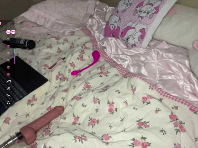 JosephinaYeaton live cam on BongaCams