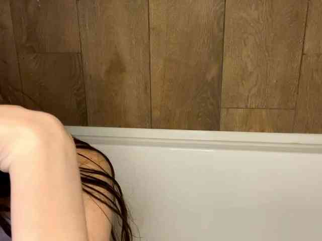 JosephinaYeaton webcam